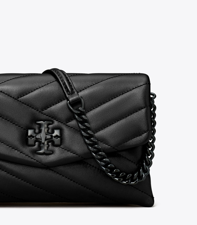 TORY BURCH KIRA CHEVRON POWDER COATED CHAIN WALLET - Black - Click Image to Close